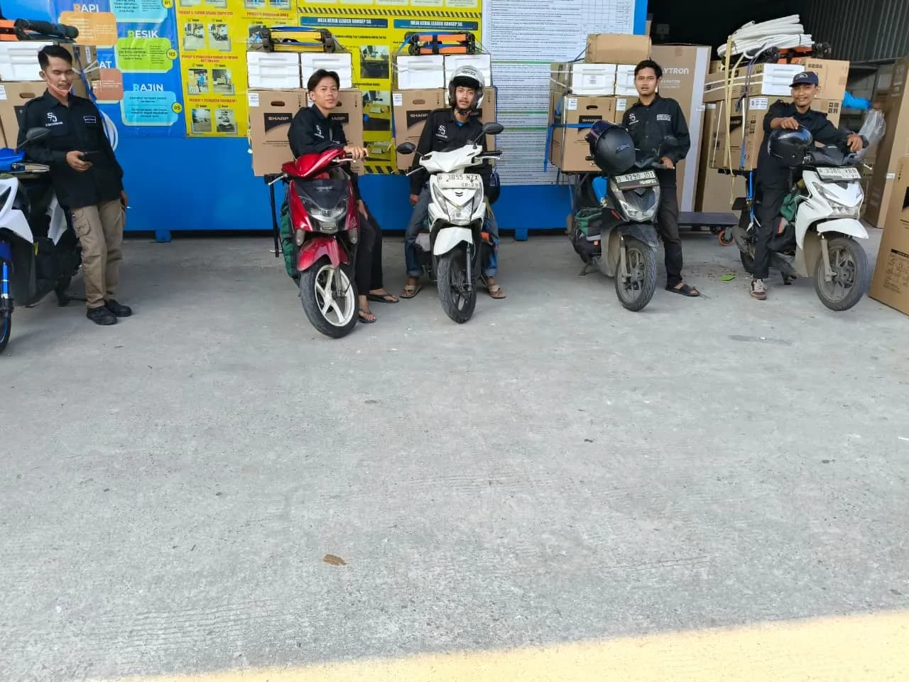 Pembersihan AC Outdoor