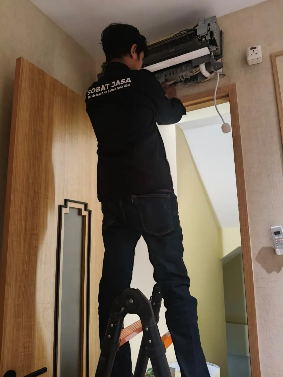 Service Maintenance AC